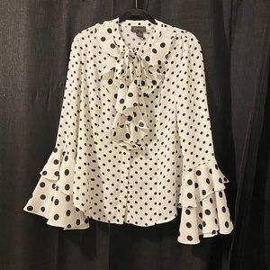 GRACIA Sussy polka dots blouse.